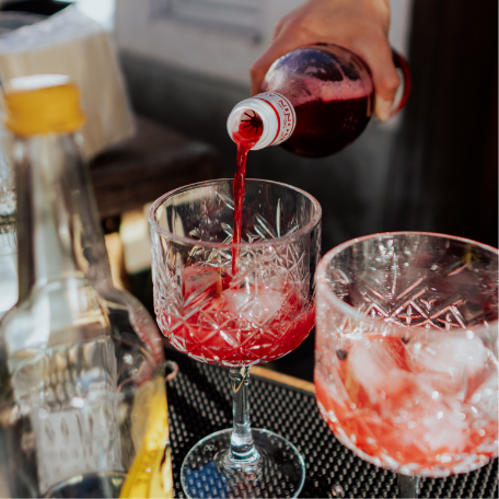 Gin & Friends: Wein und Poesie