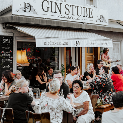 Gin & Friends: Wein und Poesie